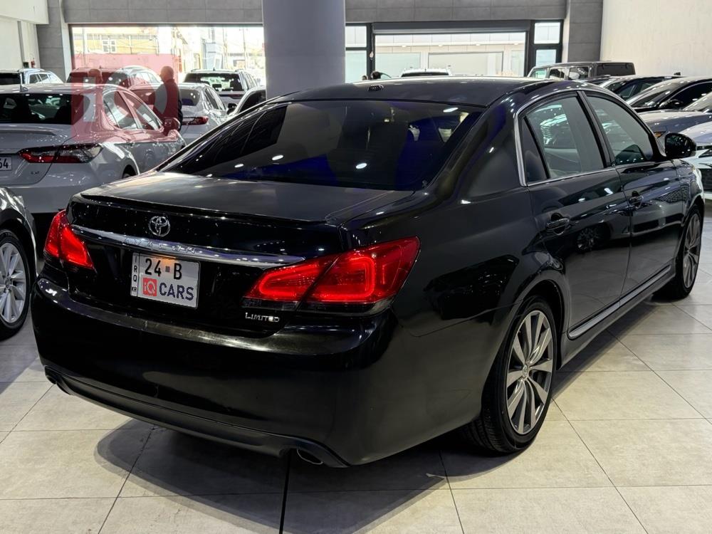 تويوتا أفالون